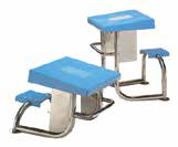AISI 304 quality stainless steel housing. Forward or backward 10 cm adjustable non-slip surface polyester and fiberglass 500x500 mm