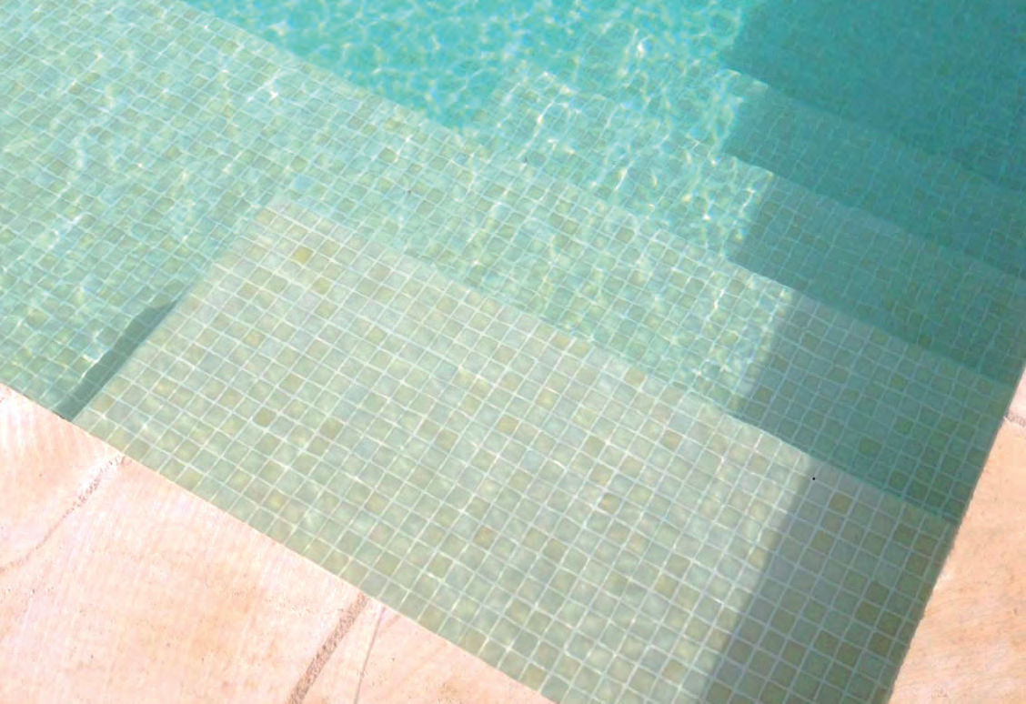 POOL GLASS MOSAICS Green 304